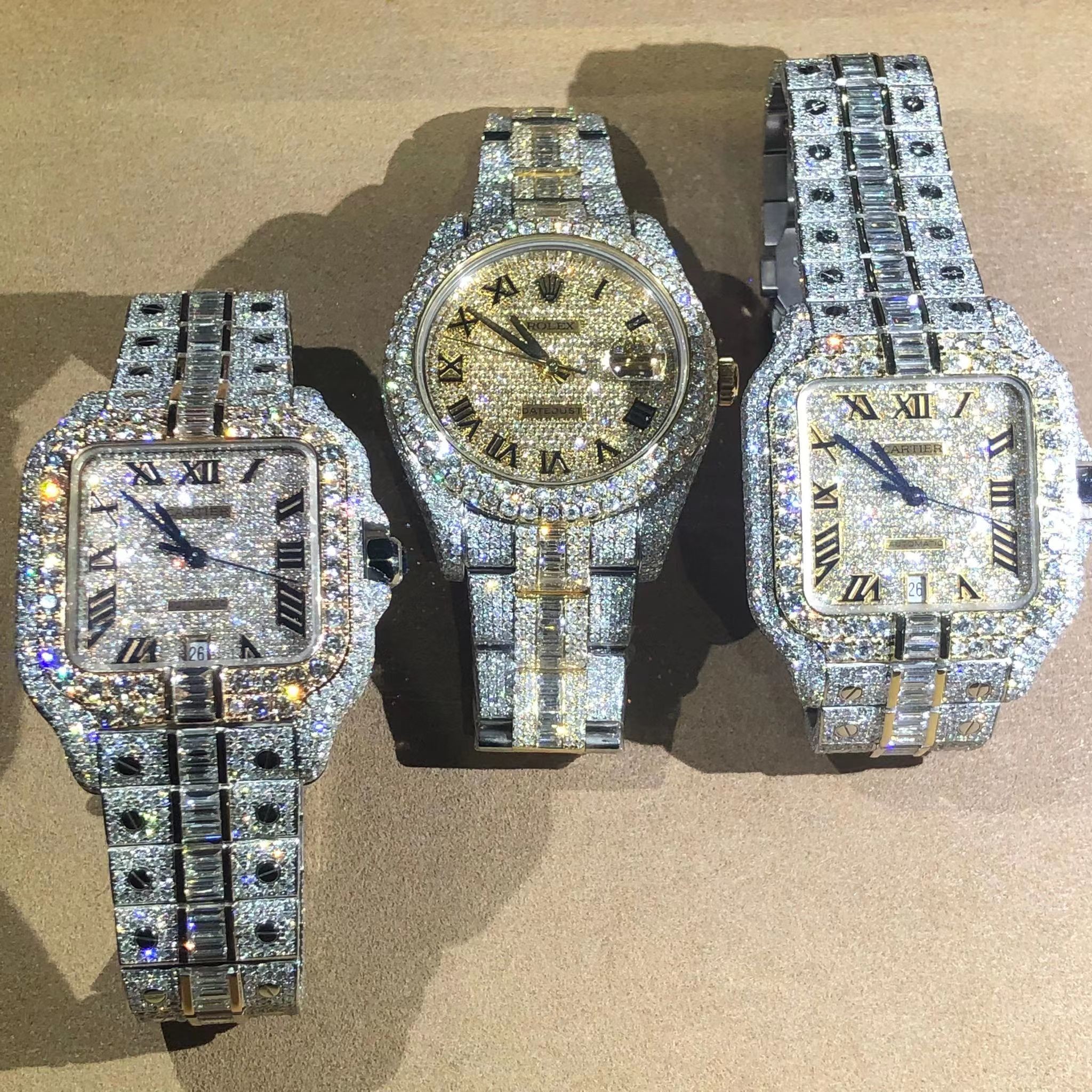 último caso de la compañía sobre Tienda de Houston Moissanite Watch conocida como estrella de hiphop